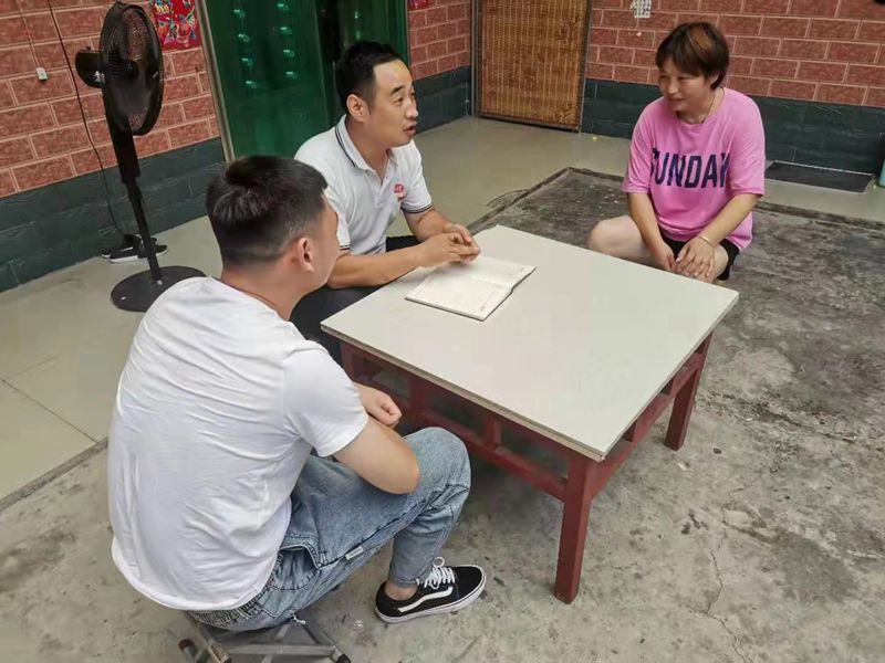 博農(nóng)乳業(yè)黨支部扎實(shí)開展“入戶訪民情、我來辦實(shí)事”活動(dòng)